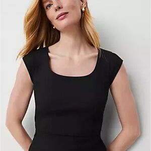 Ann Taylor The Scoop Neck Dress in Bi-Stretch, like new, size 8